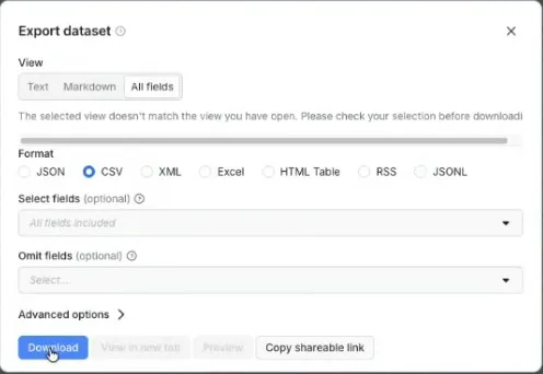 El cuadro Export dataset de Apify: vista All fields, formato CSV marcado entre JSON, XML, Excel, HTML Table, RSS y JSONL, y el botón azul Download.